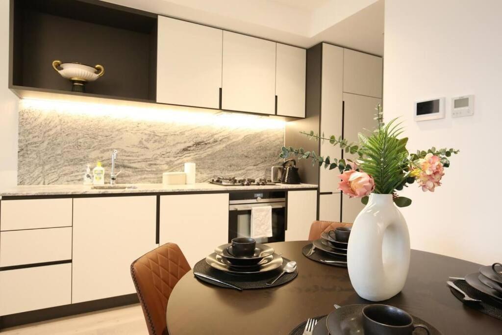 Luxury 2Bedroom2Bathroom Apartment At Mel Cbd Melburne Exterior foto